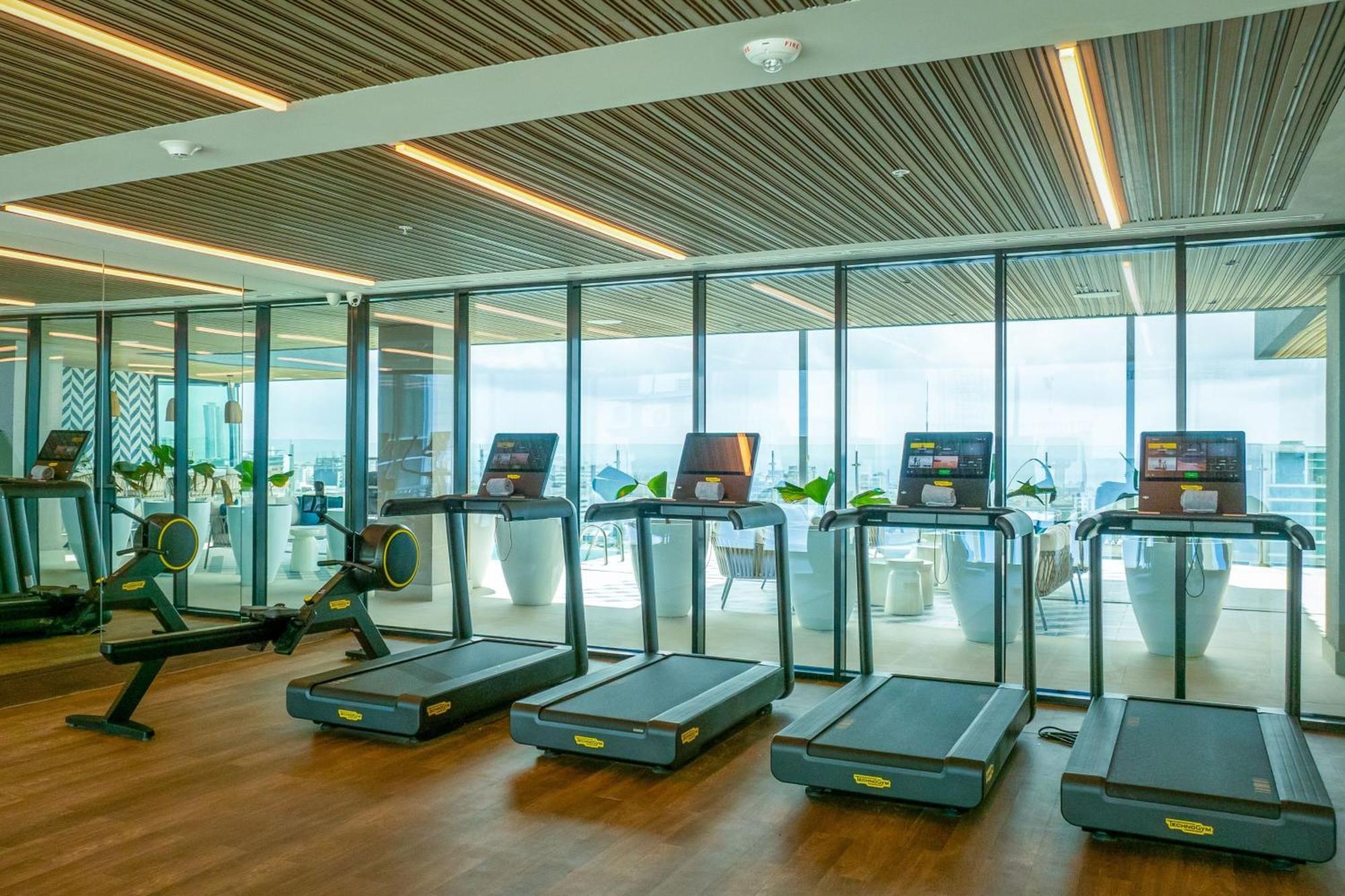 Отель Courtyard By Marriott Santo Domingo Piantini Экстерьер фото